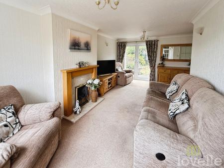 4 bedroom Detached house for sale in Chelmer Close, North Hykeham, LN6