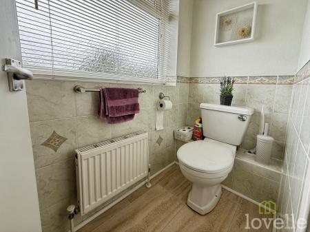 4 bedroom Detached house for sale in Chelmer Close, North Hykeham, LN6