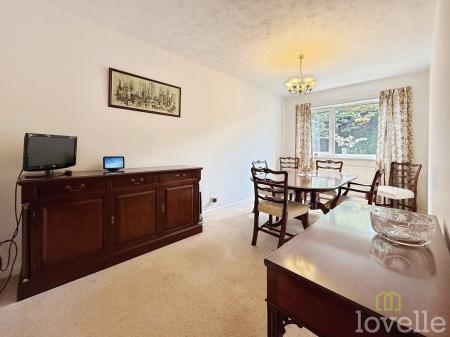 3 bedroom Bungalow for sale in Almond Court, Lincoln, LN6