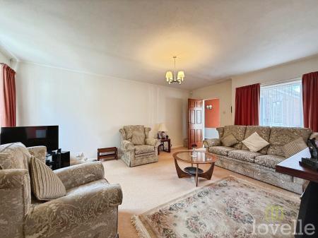 3 bedroom Bungalow for sale in Almond Court, Lincoln, LN6