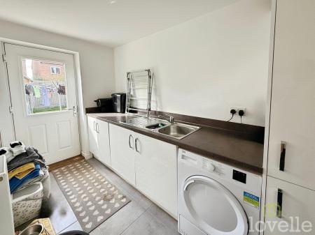 4 bedroom Detached house for sale in Fleetwood Road, Waddington, LN5