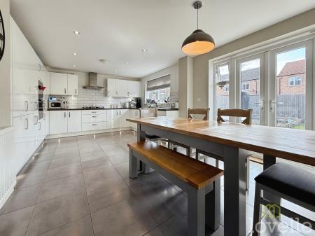 4 bedroom Detached house for sale in Fleetwood Road, Waddington, LN5