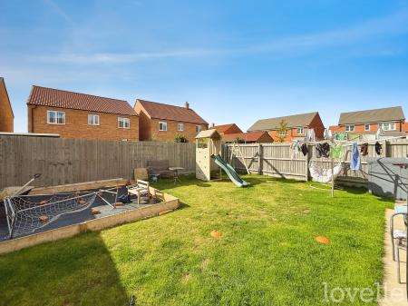 4 bedroom Detached house for sale in Fleetwood Road, Waddington, LN5