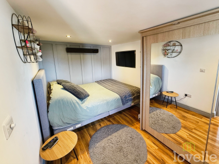 3 bedroom Semi-detached house for sale in Regent Avenue, Lincoln, LN6