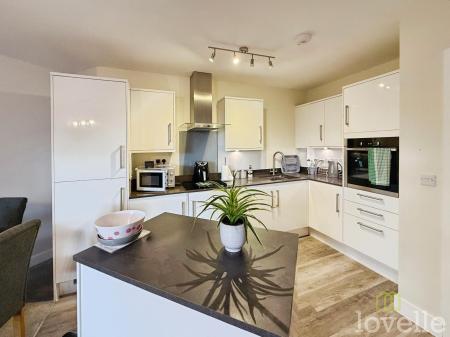 2 bedroom Apartment for sale in Boultham Park Road, Lincoln, LN6