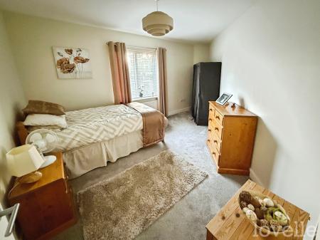 2 bedroom Apartment for sale in Boultham Park Road, Lincoln, LN6