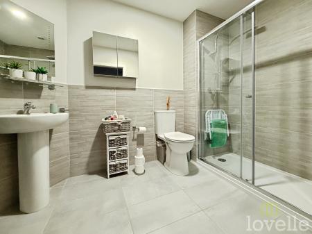 2 bedroom Apartment for sale in Boultham Park Road, Lincoln, LN6