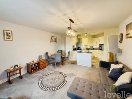 2 bedroom Apartment for sale in Boultham Park Road, Lincoln, LN6