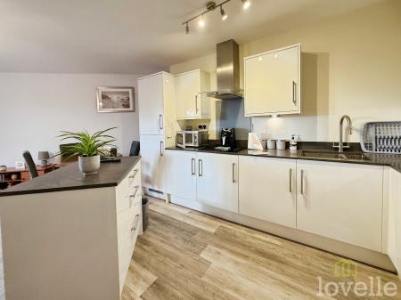 2 bedroom Apartment for sale in Boultham Park Road, Lincoln, LN6