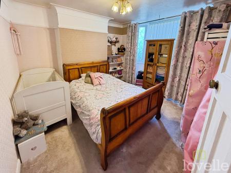 3 bedroom Semi-detached house for sale in Mill Lane, North Hykeham, LN6