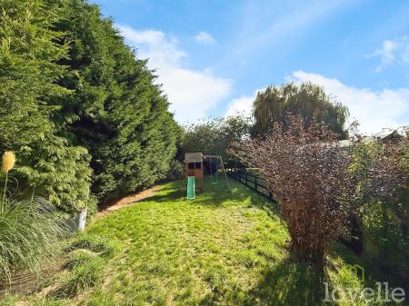 3 bedroom Semi-detached house for sale in Mill Lane, North Hykeham, LN6