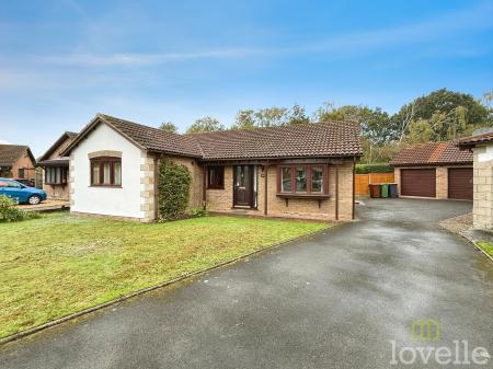 3 bedroom Bungalow for sale in Ashworth Close, Lincoln, LN6