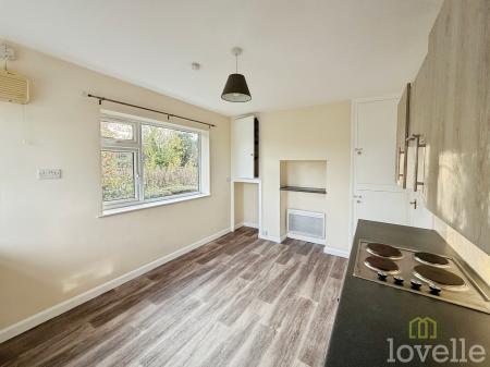 2 bedroom Bungalow for sale in Lincoln Road, Eagle, LN6