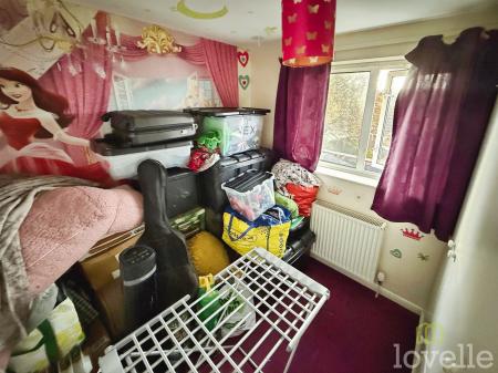 3 bedroom Semi-detached house for sale in Sperrin Close, Lincoln, LN5