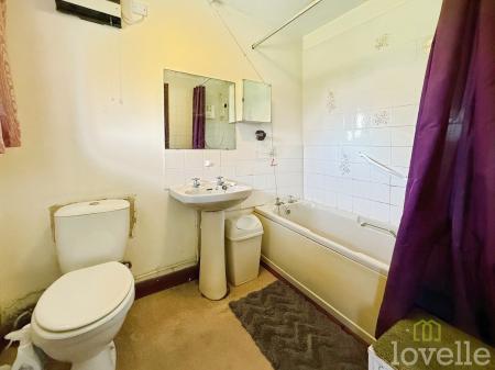 1 bedroom Bungalow for sale in St Claires Court, Lincoln, LN6