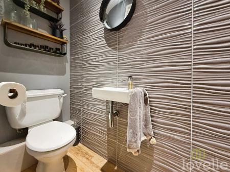 4 bedroom Detached house for sale in Beverley Grove, North Hykeham, LN6