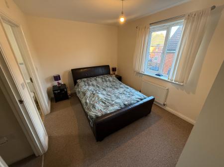 4 bedroom Terraced House for sale in Carnoustie Drive, Lincoln, LN6