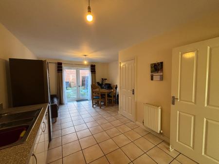 4 bedroom Terraced House for sale in Carnoustie Drive, Lincoln, LN6
