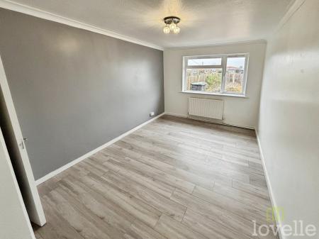 2 bedroom Semi-detached bungalow for sale in Mulberry Avenue, Lincoln, LN6