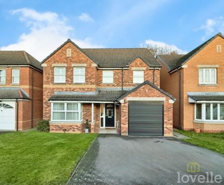 4 bedroom Detached house for sale in Lotus Court, North Hykeham, LN6