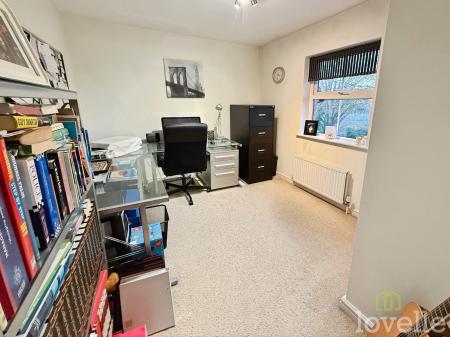 4 bedroom Detached house for sale in Lotus Court, North Hykeham, LN6