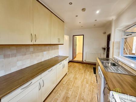 3 bedroom Semi-detached house for sale in Boultham Park Road, Lincoln, LN6