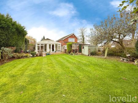 3 bedroom Detached bungalow for sale in Station Road, Waddington, LN5