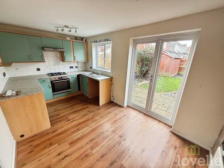 3 bedroom Semi-detached house to let in Stane Drive, Bracebridge Heath, LN4