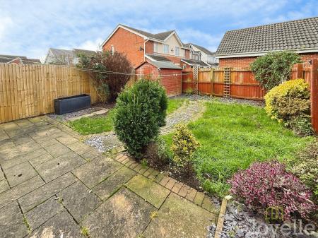 3 bedroom Semi-detached house to let in Stane Drive, Bracebridge Heath, LN4