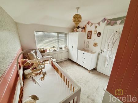 2 bedroom Semi-detached house for sale in Rowan Road, North Hykeham, LN6