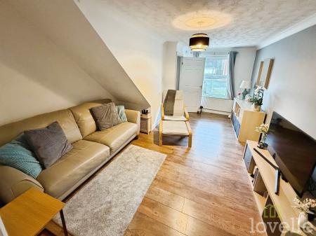 3 bedroom Semi-detached house for sale in Briar Close, South Hykeham, LN6