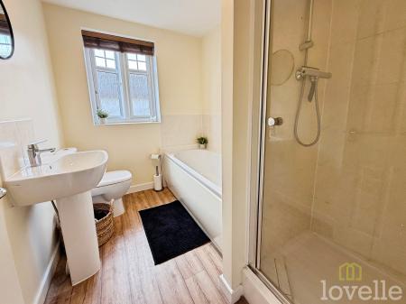 3 bedroom Town house for sale in Severus Crescent, North Hykeham, LN6
