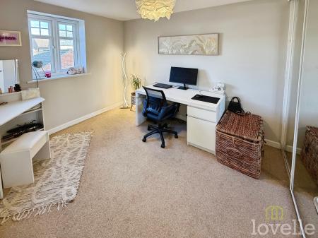 3 bedroom Town house for sale in Severus Crescent, North Hykeham, LN6