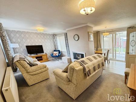 3 bedroom Bungalow for sale in Vauxhall Road, Bracebridge Heath, LN4