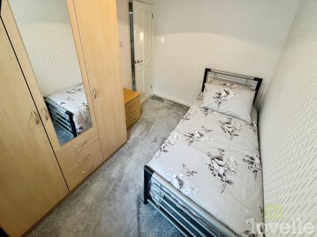 3 bedroom Bungalow for sale in Vauxhall Road, Bracebridge Heath, LN4