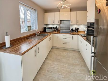 3 bedroom Detached house for sale in Otho Way, North Hykeham, LN6