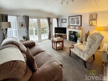 2 bedroom Park home for sale in Cathedral view, Aubourn, LN5