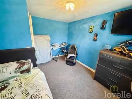 5 bedroom Detached house for sale in Furnace Close, North Hykeham, LN6