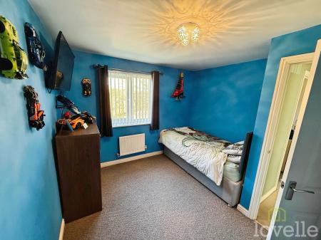 5 bedroom Detached house for sale in Furnace Close, North Hykeham, LN6