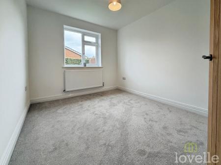 3 bedroom Detached bungalow for sale in Hollywell Road, Lincoln, LN5