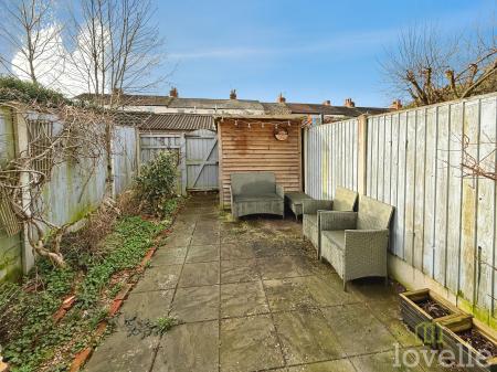 2 bedroom Terraced House for sale in Otters Cottages, Lincoln, LN5