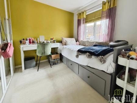 3 bedroom End of terrace house for sale in Julius Way, North Hykeham, LN6