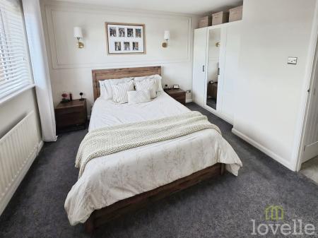 2 bedroom Semi-detached house for sale in Mulberry Close, Waddington, LN5