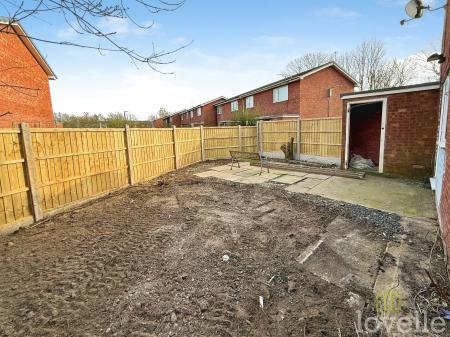 2 bedroom End of terrace house for sale in Lilac Close, Lincoln, LN6