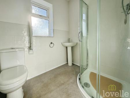 3 bedroom Semi-detached house for sale in St Margarets Gardens, Lincoln, LN6