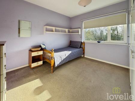 3 bedroom Semi-detached house for sale in St Margarets Gardens, Lincoln, LN6