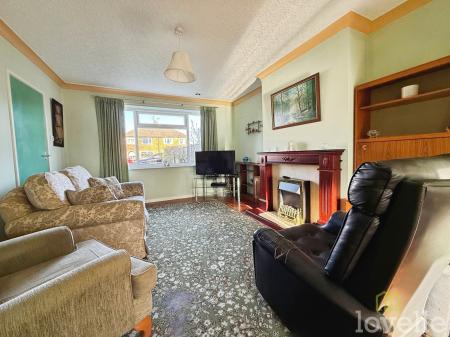 3 bedroom Semi-detached house for sale in St Margarets Gardens, Lincoln, LN6