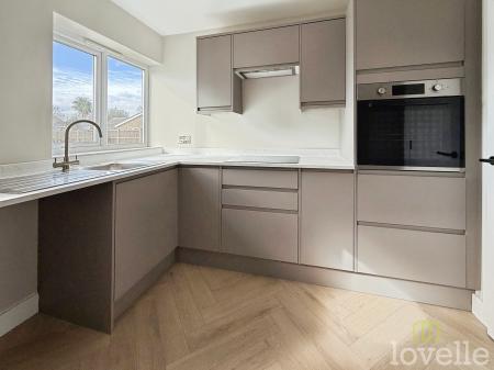 2 bedroom Bungalow to let in Conway Drive, North Hykeham, LN6