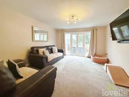 3 bedroom Terraced House to let in Heather Gardens, North Hykeham, LN6