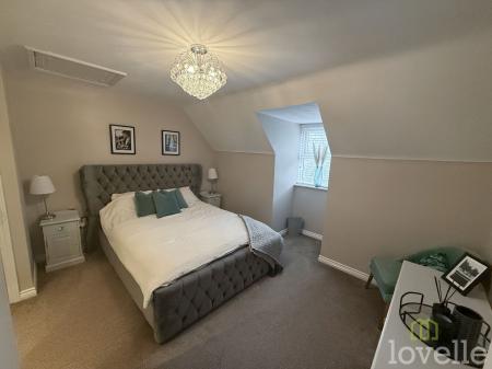 3 bedroom Terraced House to let in Heather Gardens, North Hykeham, LN6